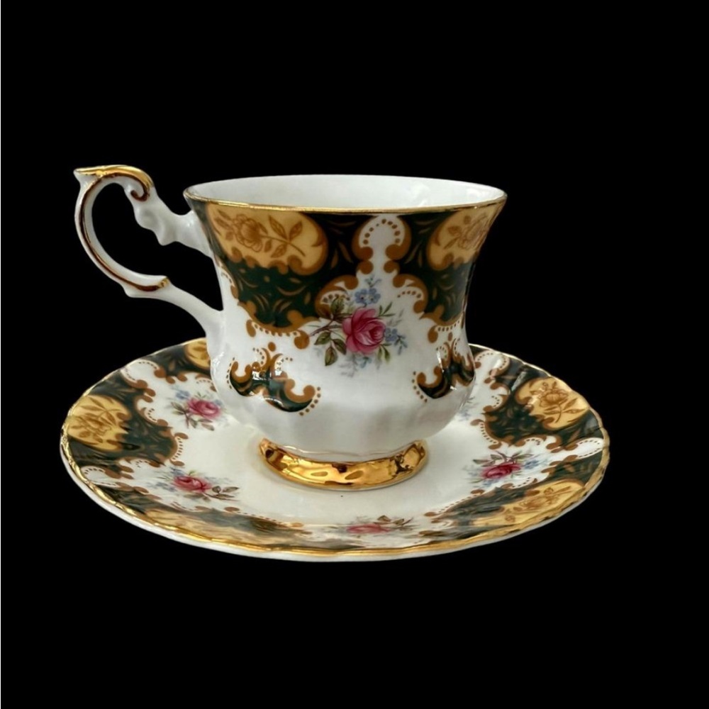 VTG Royal Dover Rosina Queens Fine Bone China Green & Gold Teacup & Saucer Set
